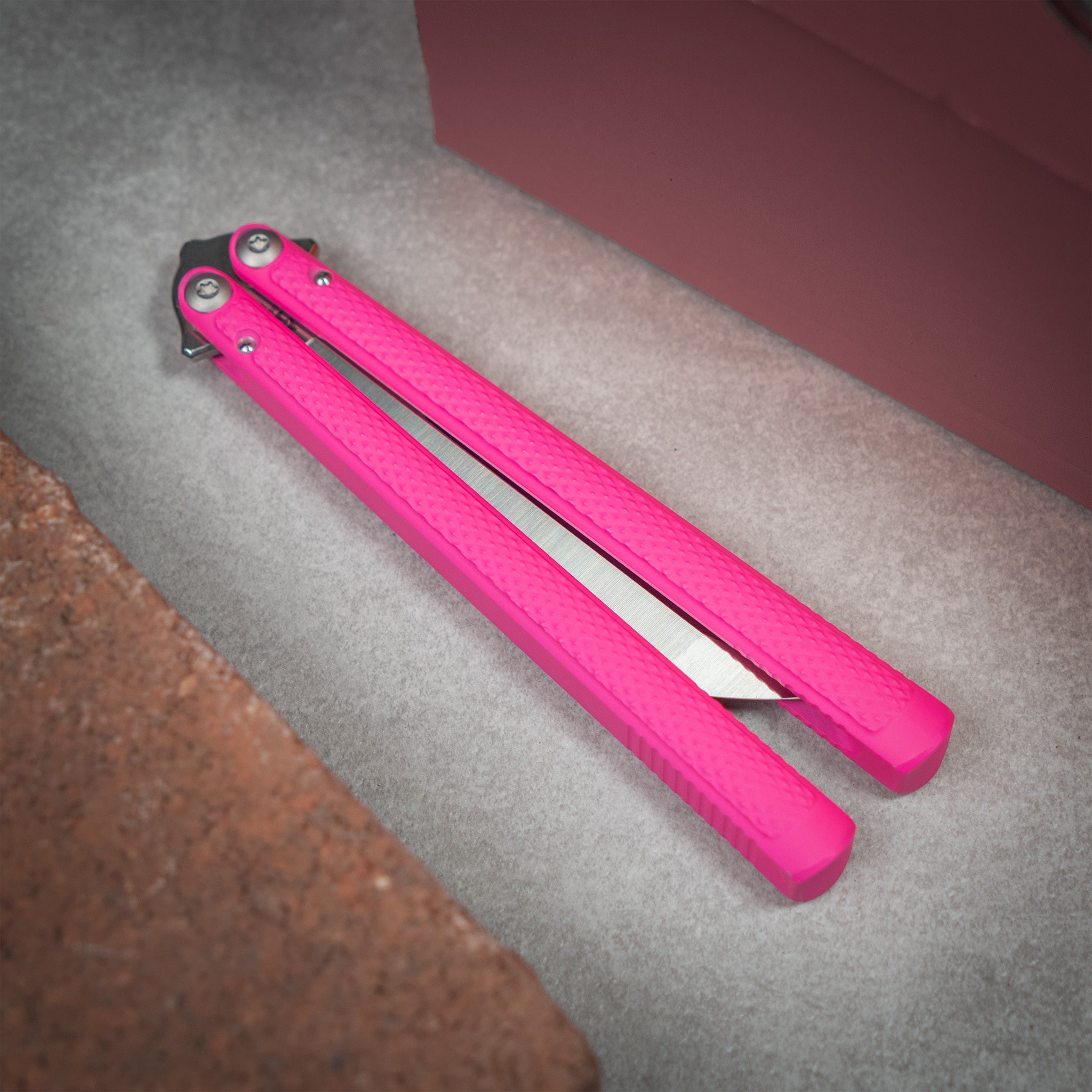 Talisong Z x SpookyBoyFlips - Limited Edition Pink Balisong