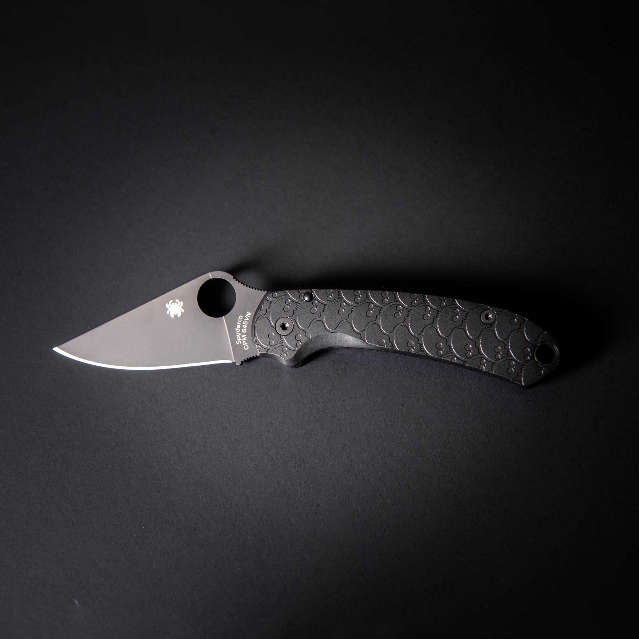 Flytanium X PLAYGE - Black Titanium Spyderco Para 3-Titanium Black