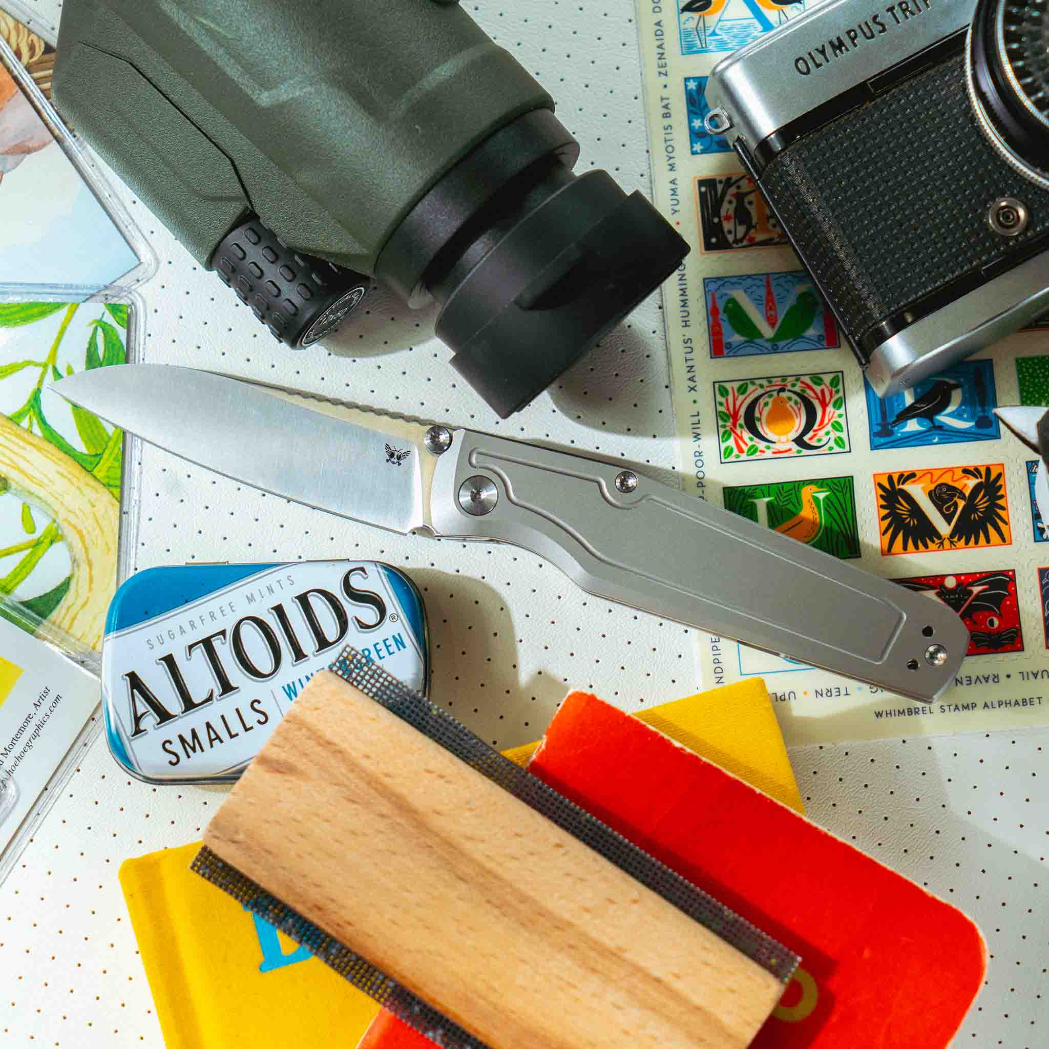 Concourse - Titanium Frame Lock - Front Flipper