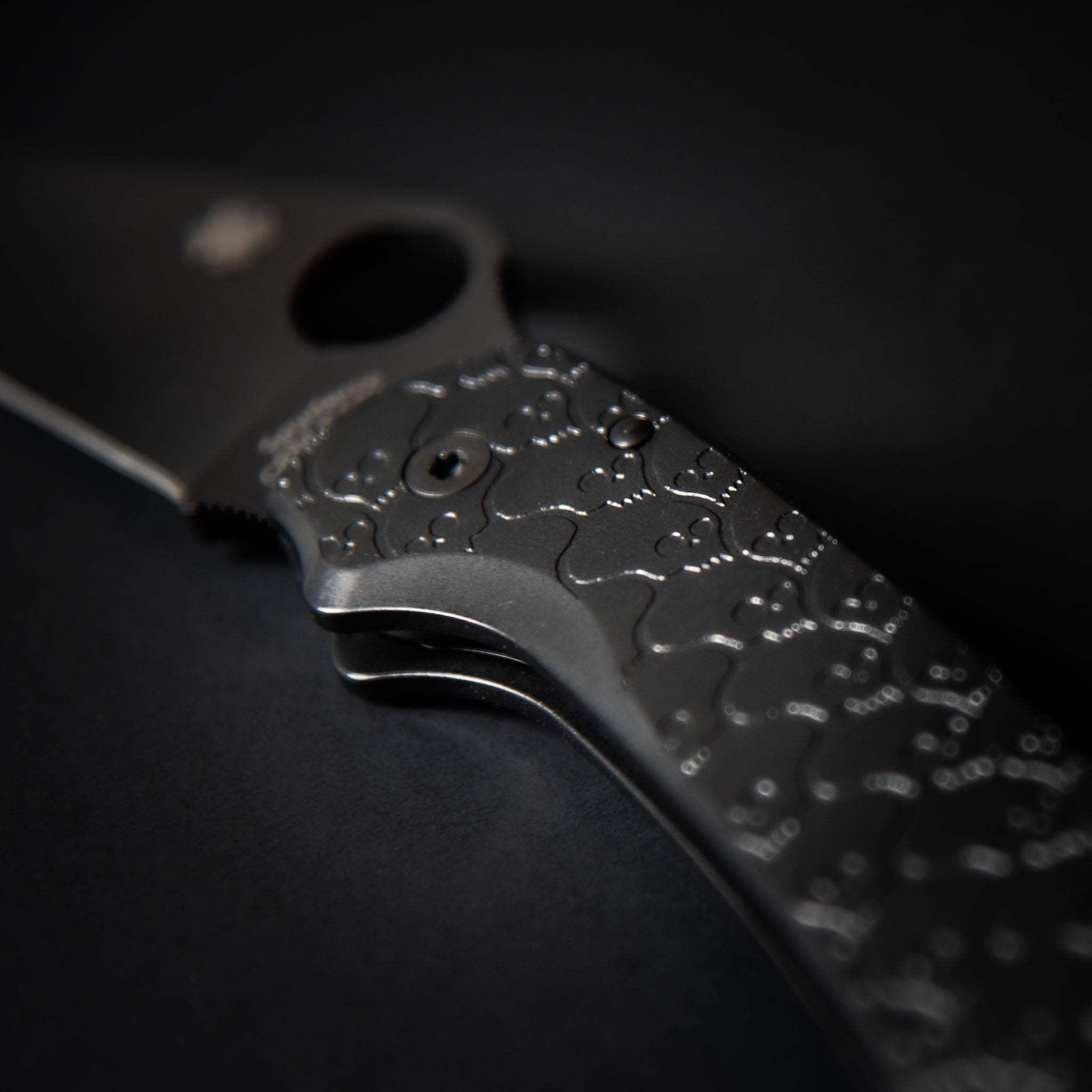 Flytanium X PLAYGE - Black Titanium Spyderco Para 3-Titanium Black