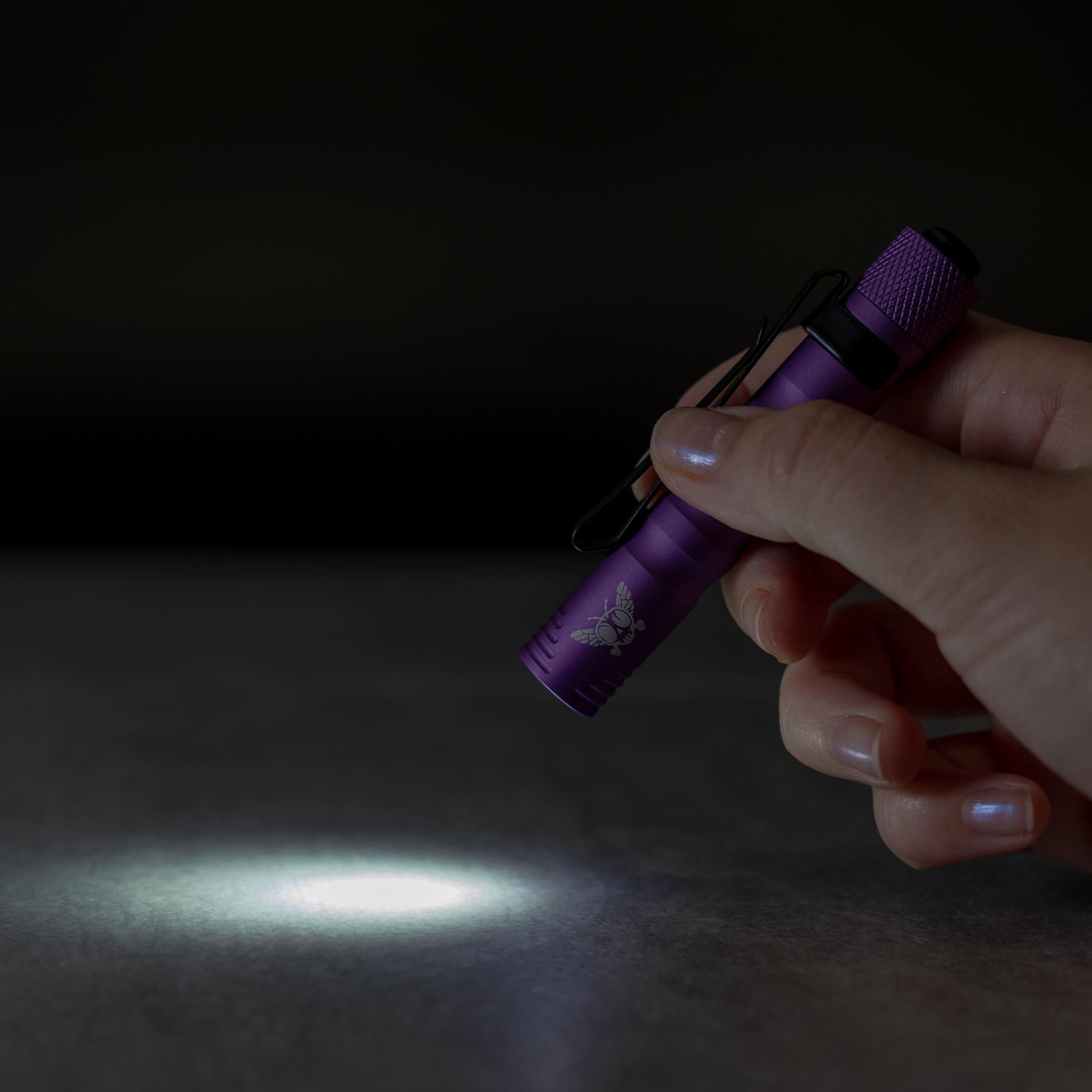 Lightning Bug - Small Flashlight - EDC-Flashlight-Flytanium-Flytanium