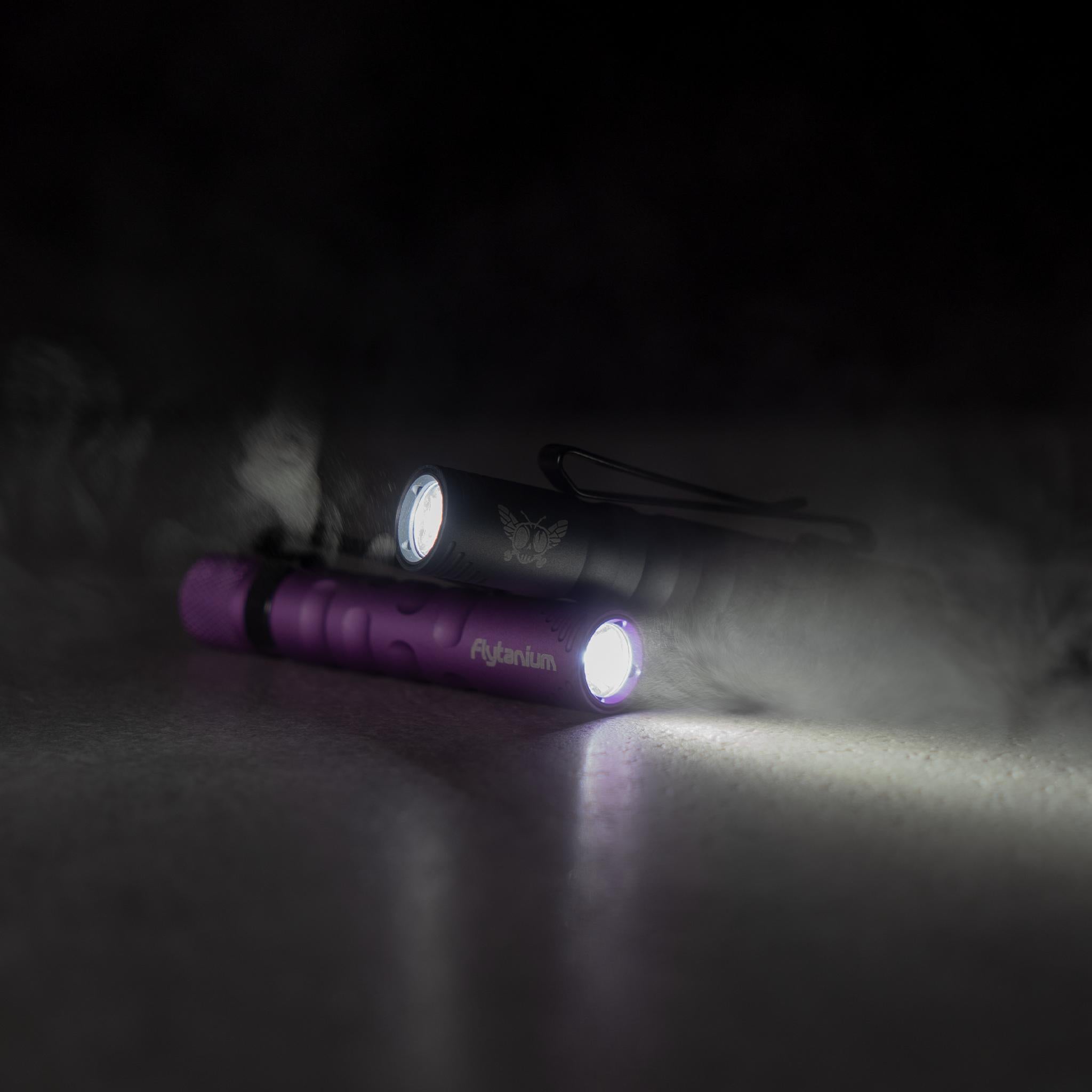Lightning Bug - Small Flashlight - EDC-Flashlight-Flytanium-Flytanium