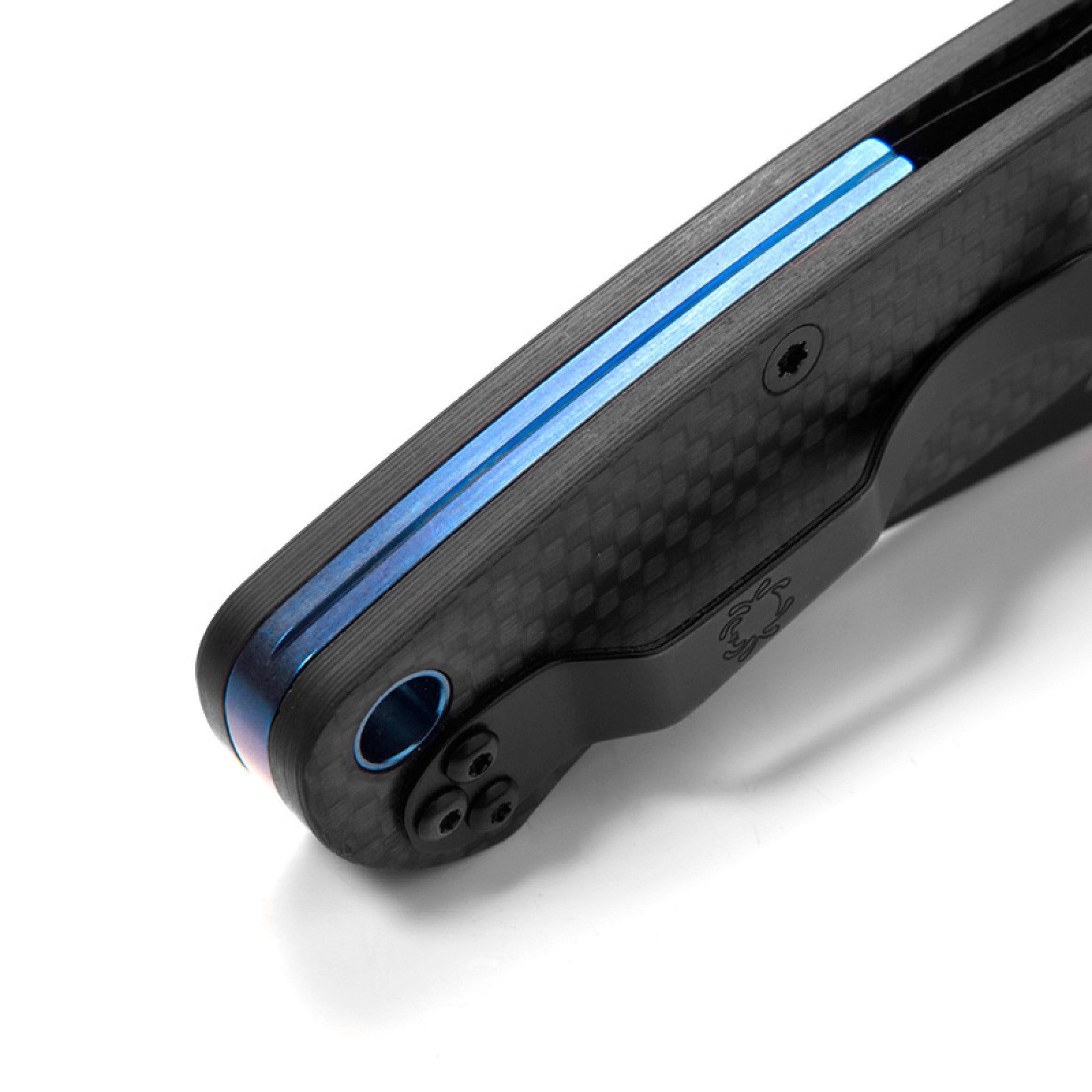 Spyderco Paramilitary 2 Titanium Backspacer Detail