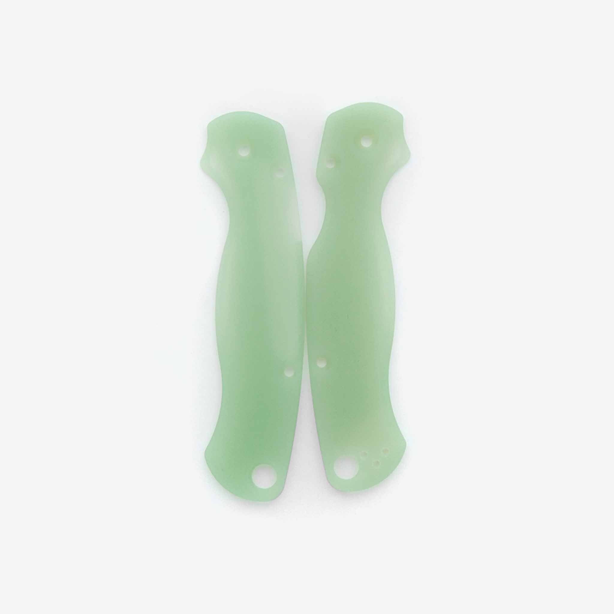 G-10 Lotus scales for the Spyderco Paramilitary 2 knife in the color jade. 